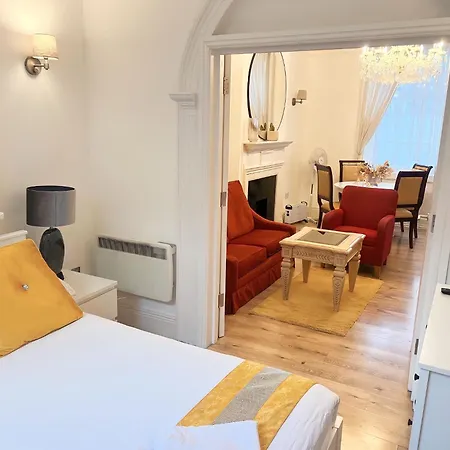 Hyde Park Luxe Suite London Exterior photo
